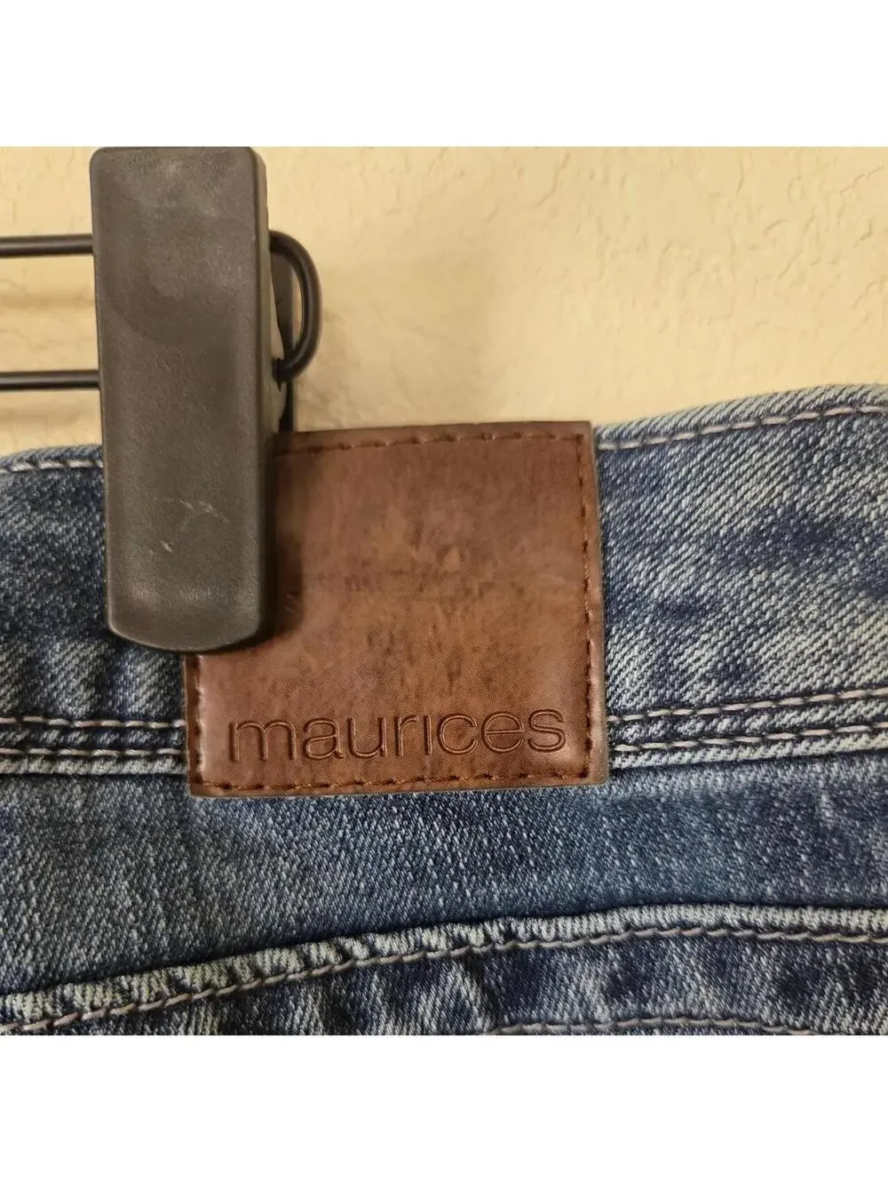 Maurices Women's Blue and Navy Jeans